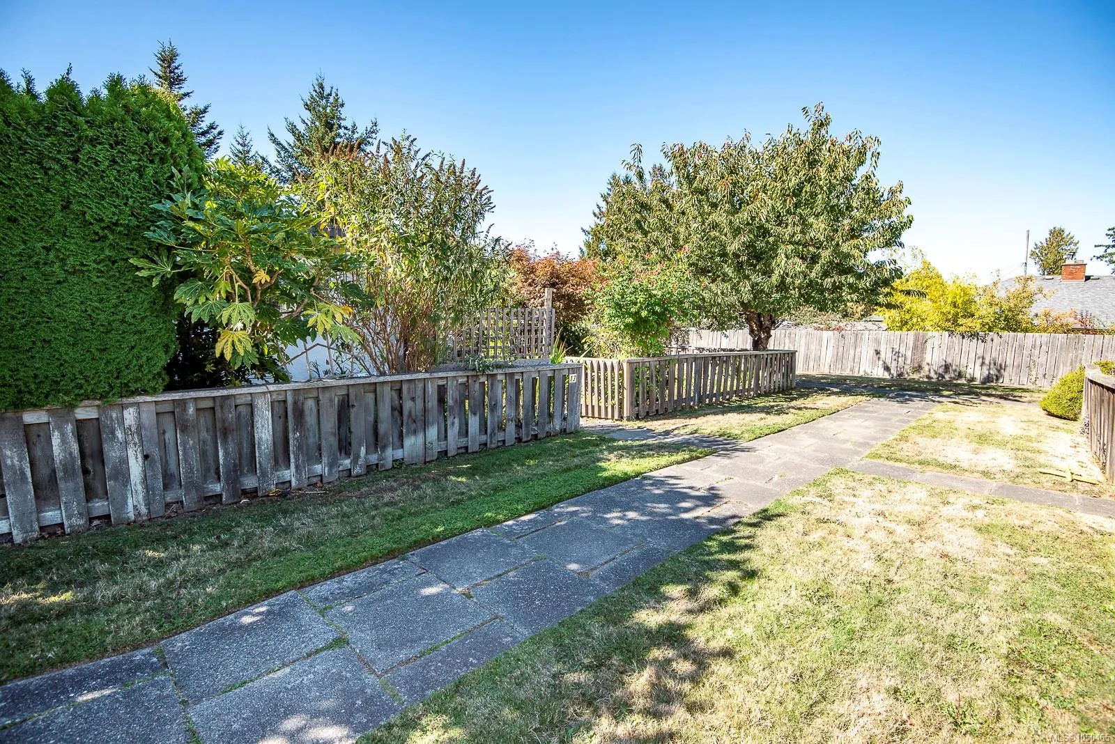 3060 Harriet Rd