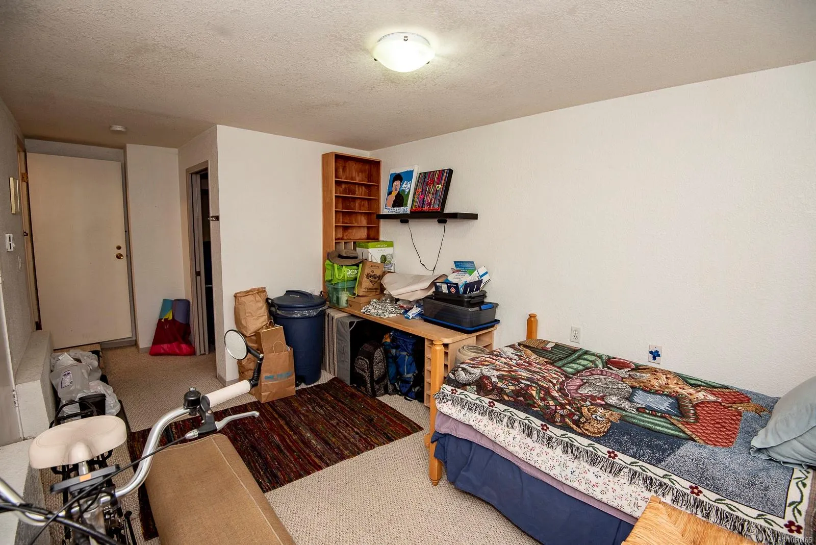 3060 Harriet Rd
