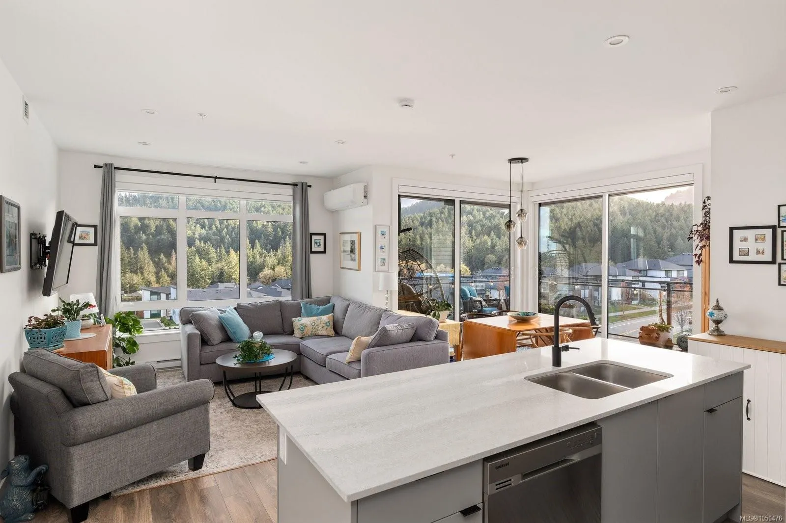 1110 Samar Cres