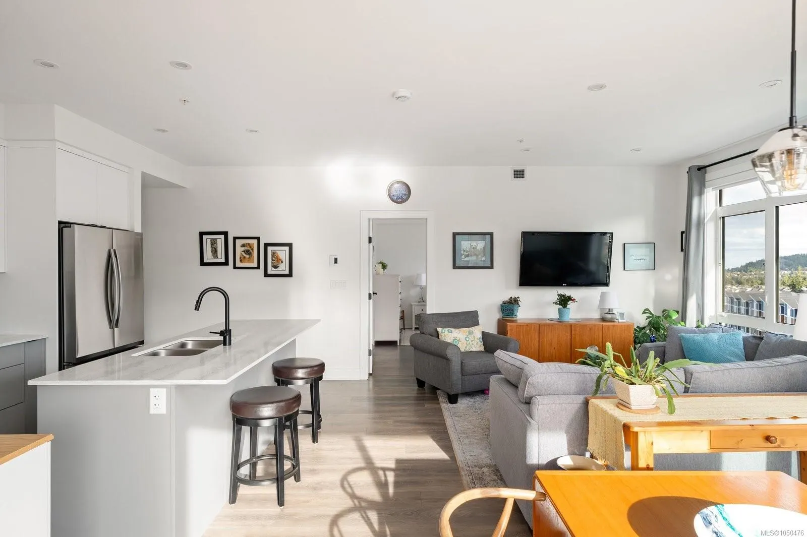 1110 Samar Cres