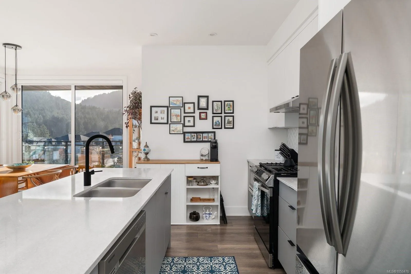 1110 Samar Cres
