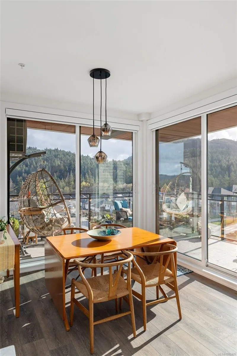 1110 Samar Cres