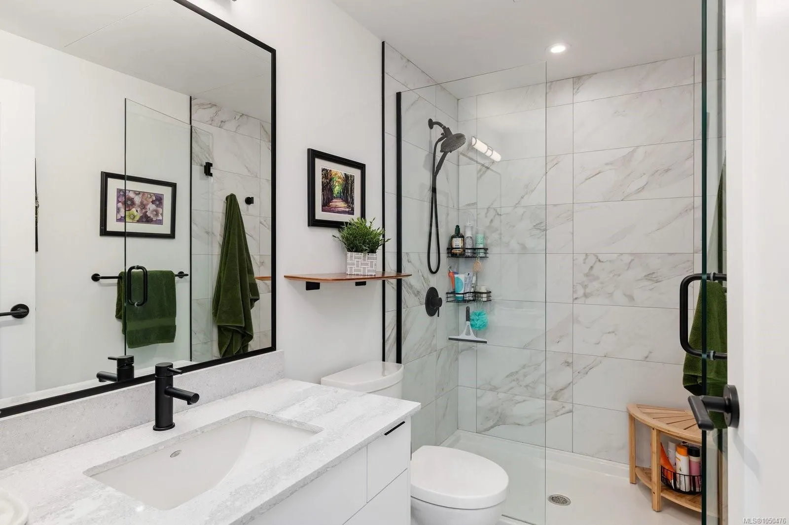 1110 Samar Cres