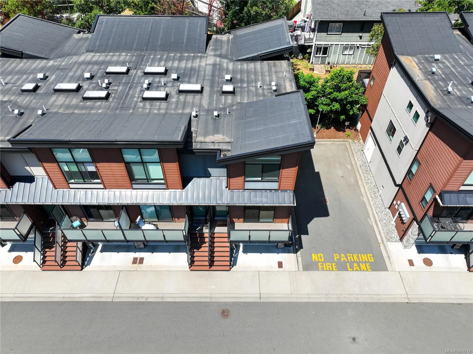 300 Phelps Ave