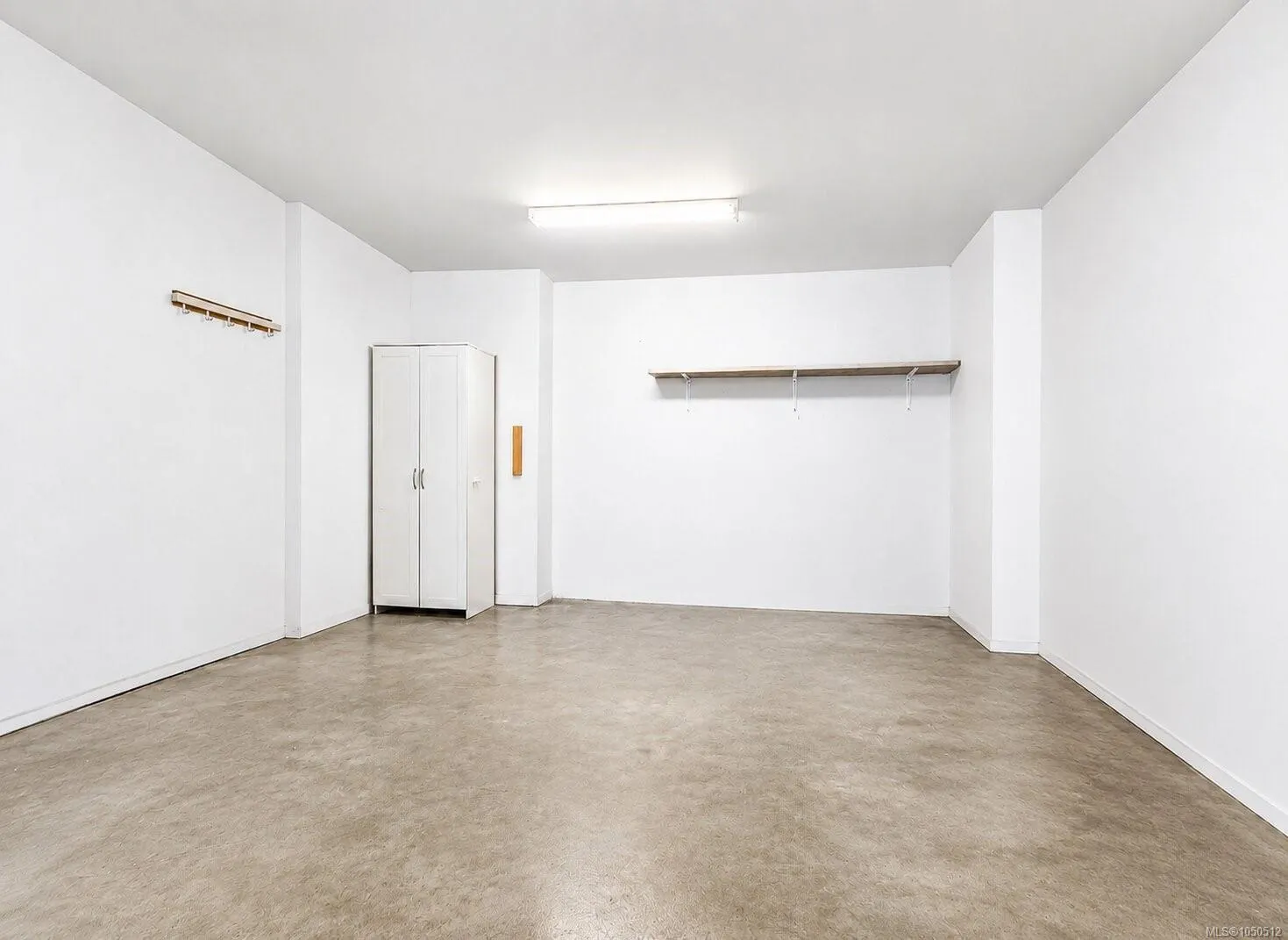 300 Phelps Ave