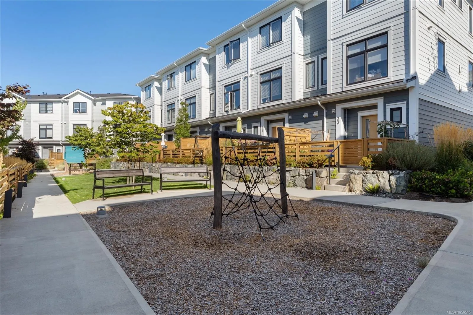 255 Caspian Dr