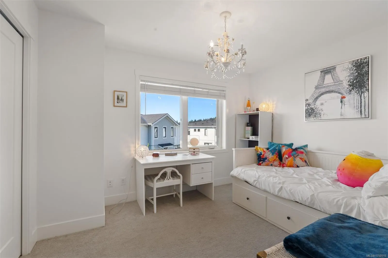 255 Caspian Dr