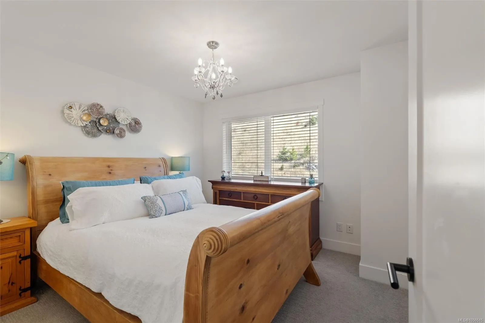 255 Caspian Dr