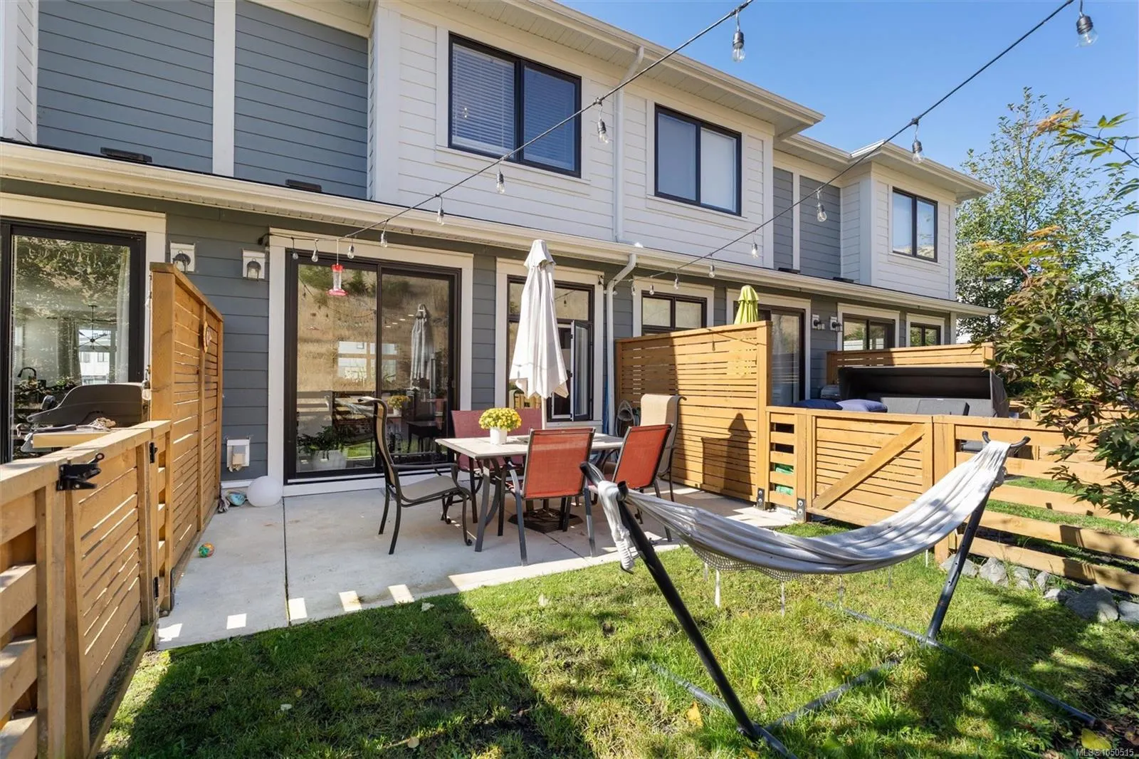 255 Caspian Dr