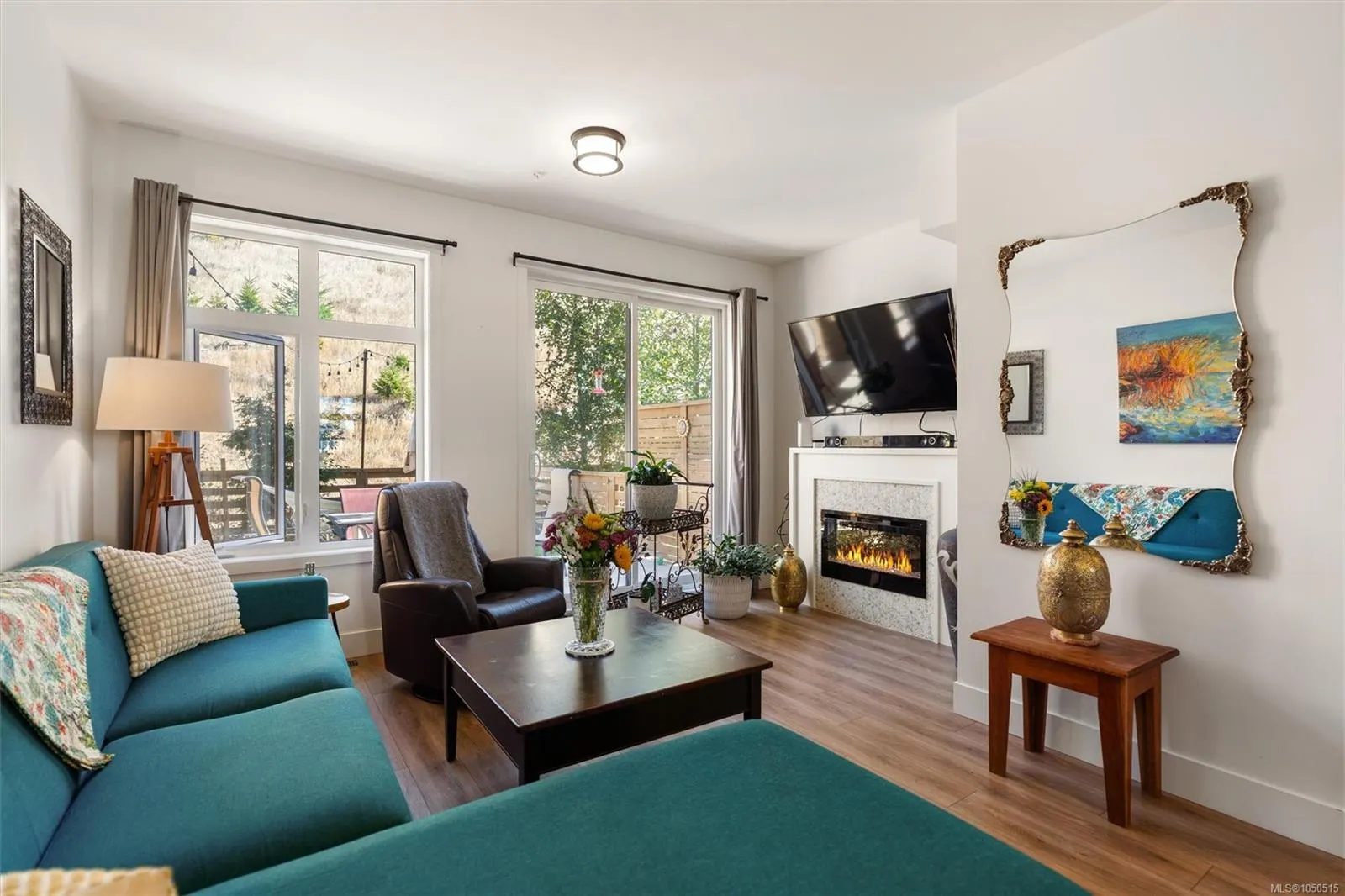 255 Caspian Dr