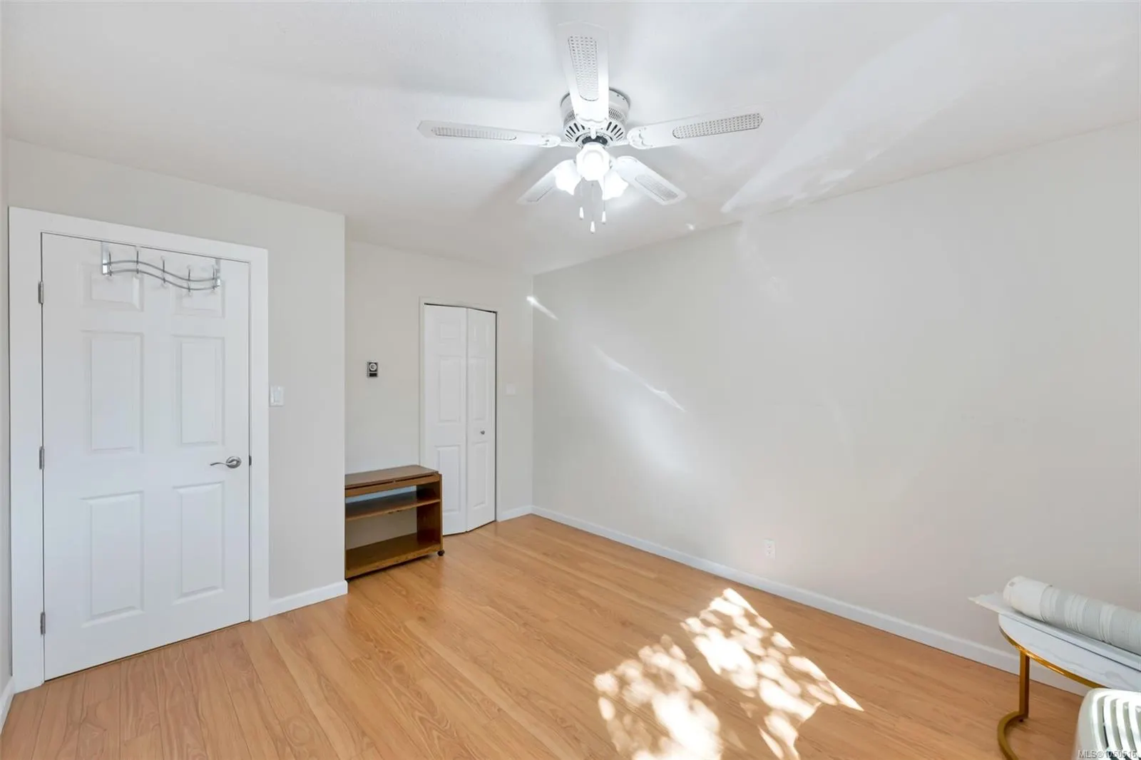 853 Selkirk Ave