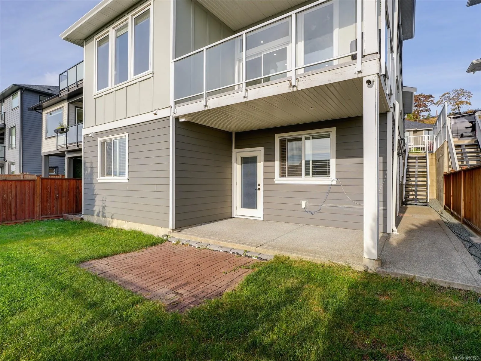 2431 Azurite Cres