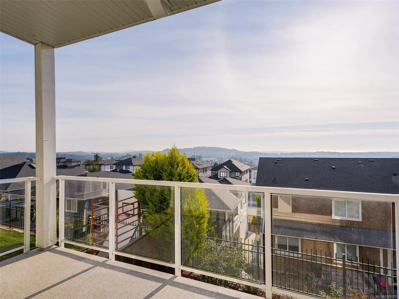 2431 Azurite Cres