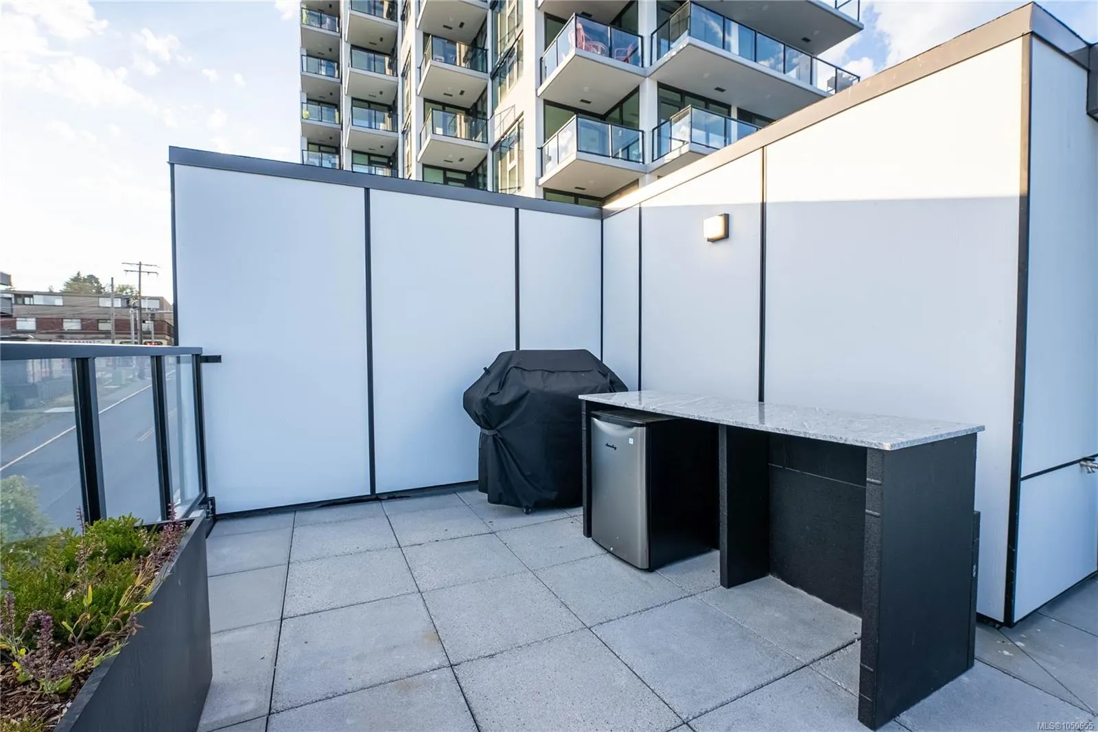 896 Wollaston Rd