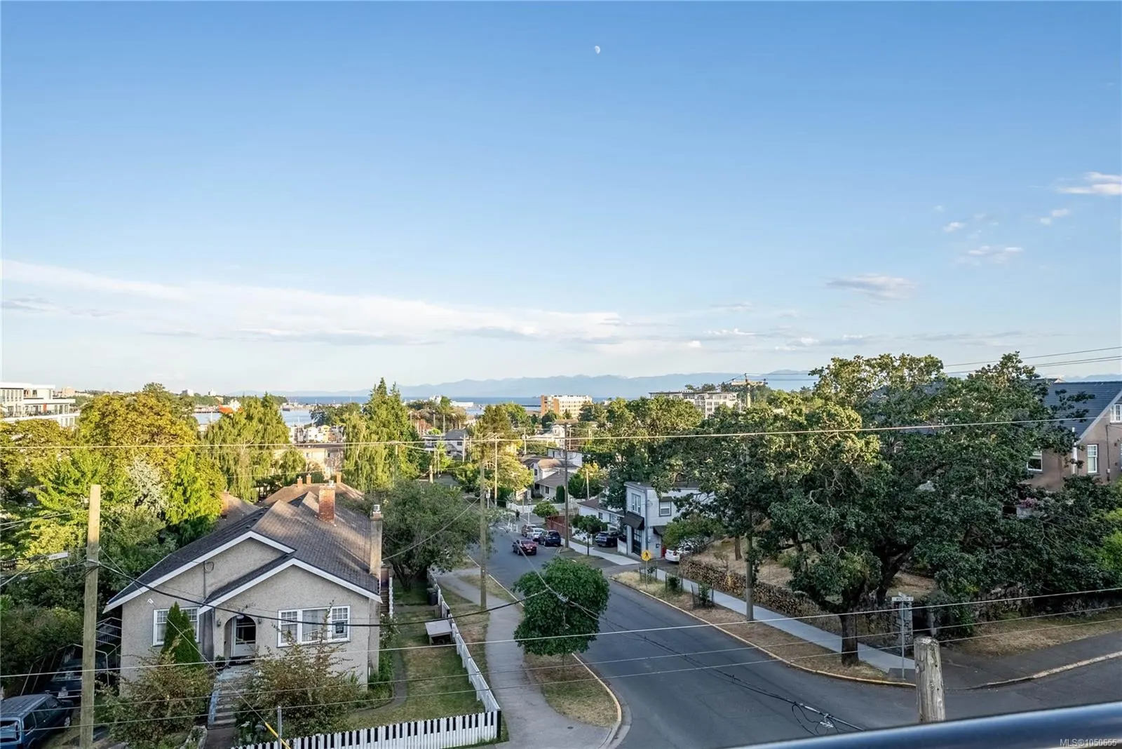 896 Wollaston Rd