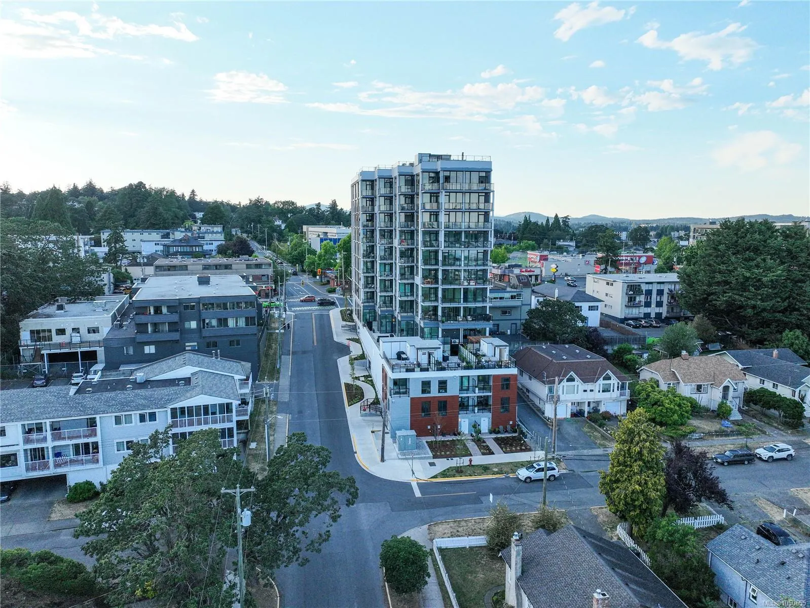 896 Wollaston Rd