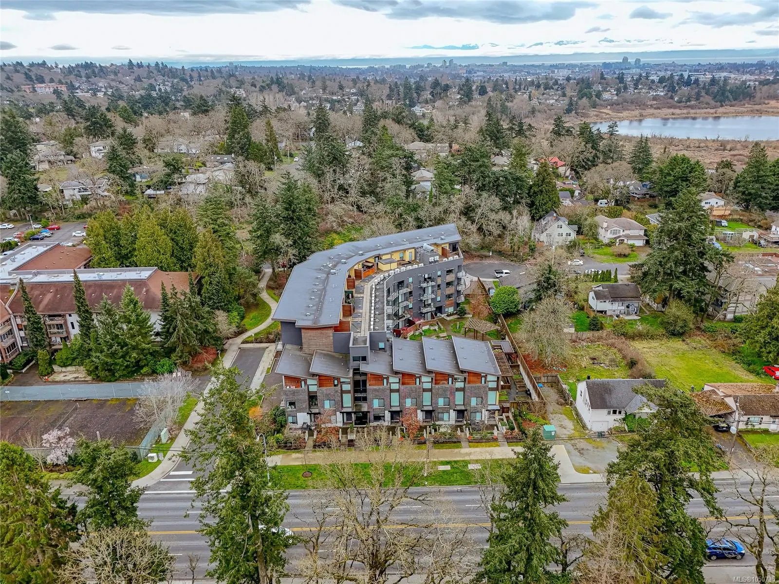 991 McKenzie Ave