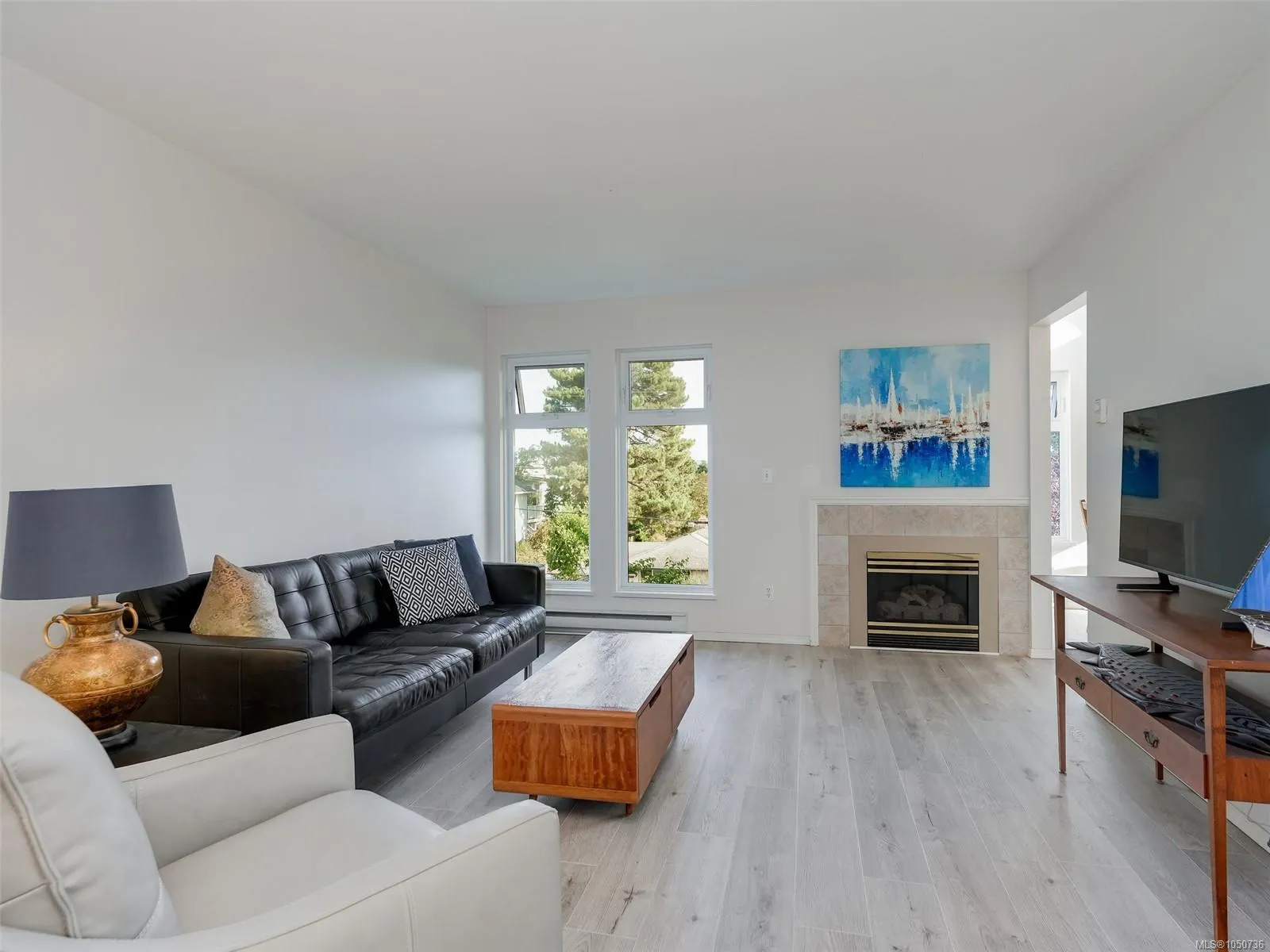 837 Selkirk Ave