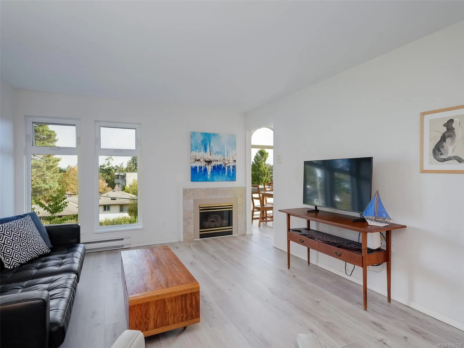 837 Selkirk Ave