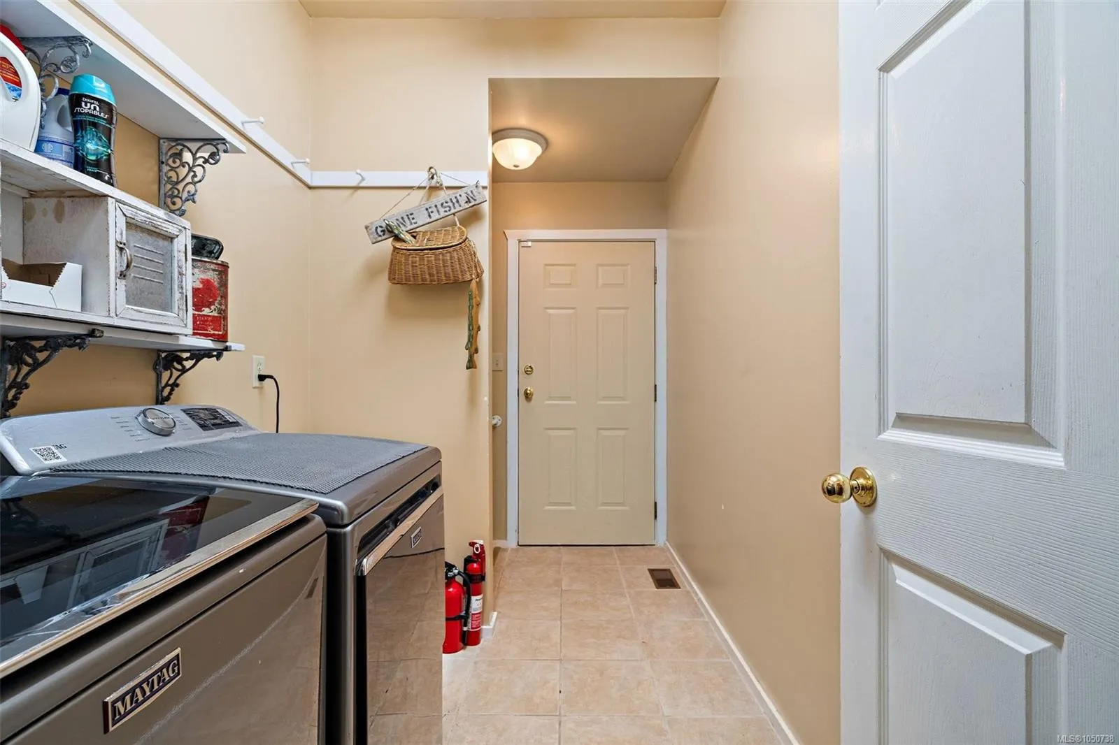 405 Coralee Pl