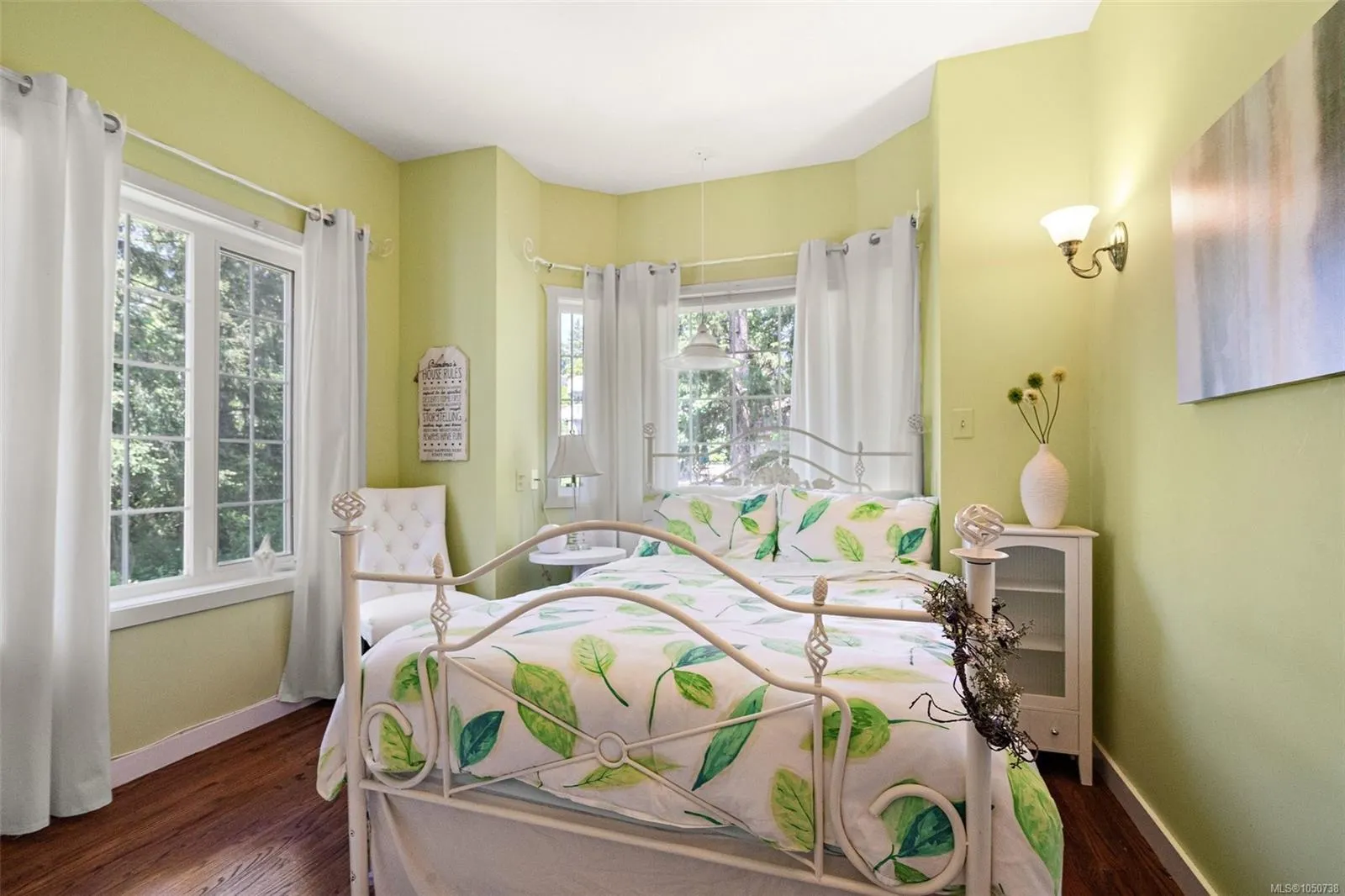 405 Coralee Pl