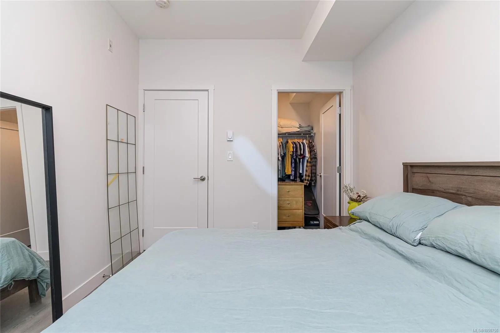 707 Treanor Ave