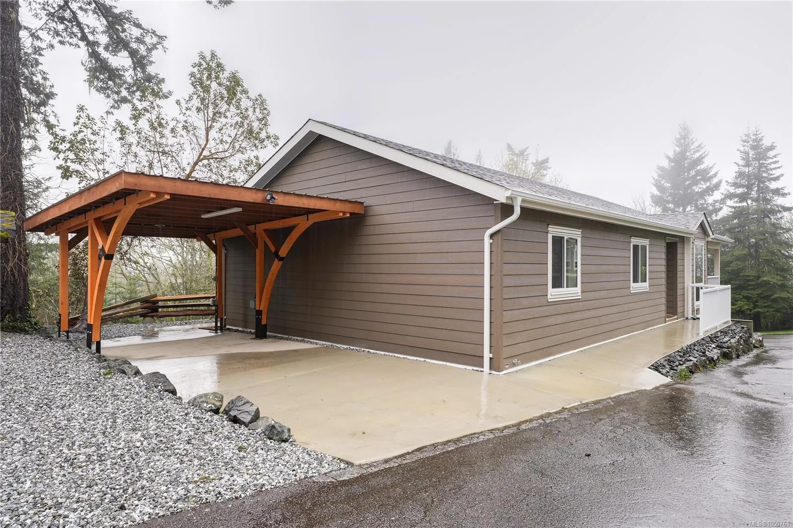 5838 Blythwood Rd