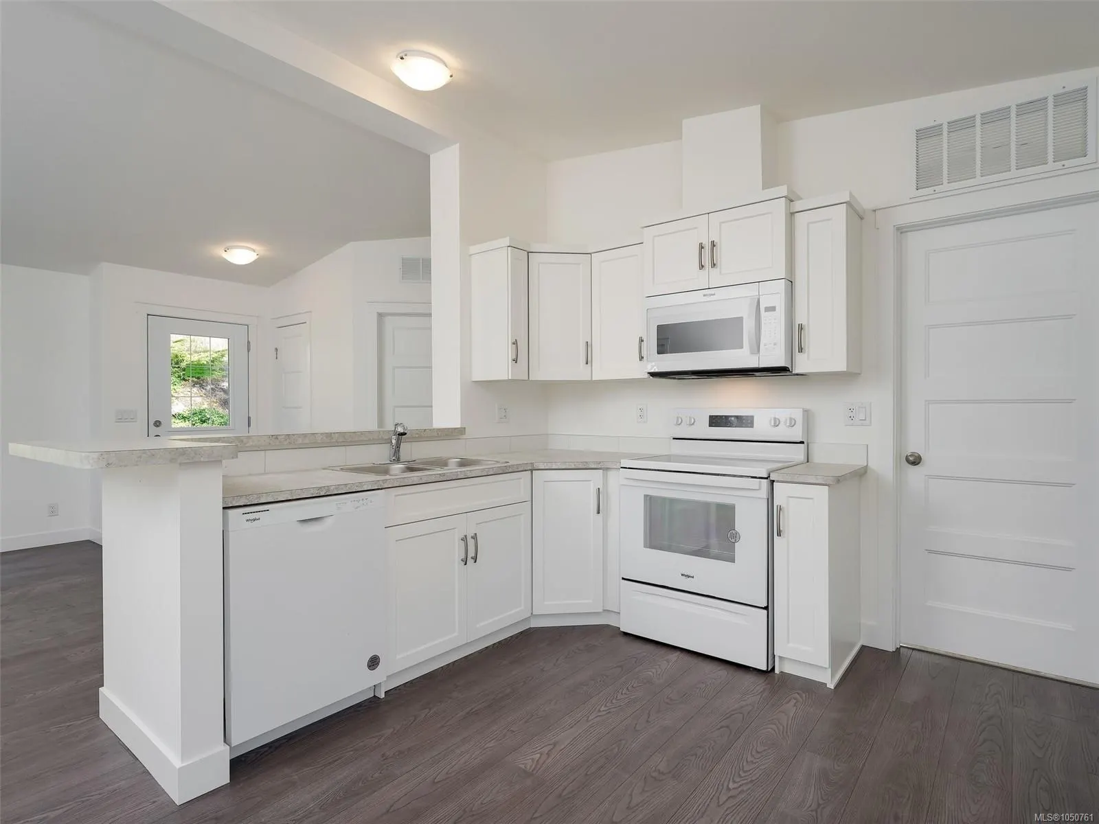 5838 Blythwood Rd