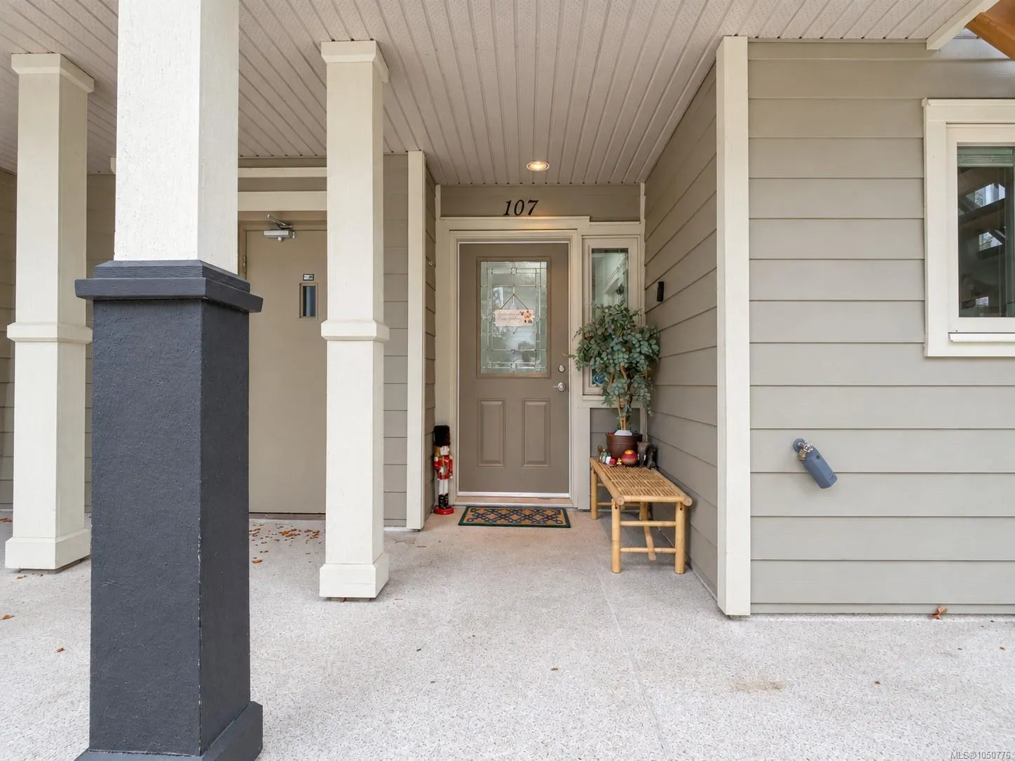 791 Station Ave