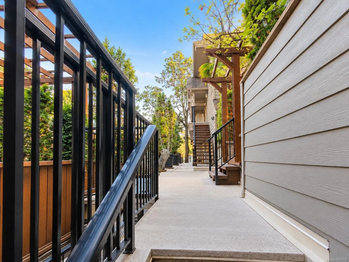 791 Station Ave