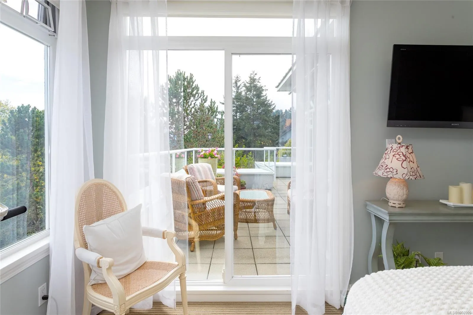 5110 Cordova Bay Rd