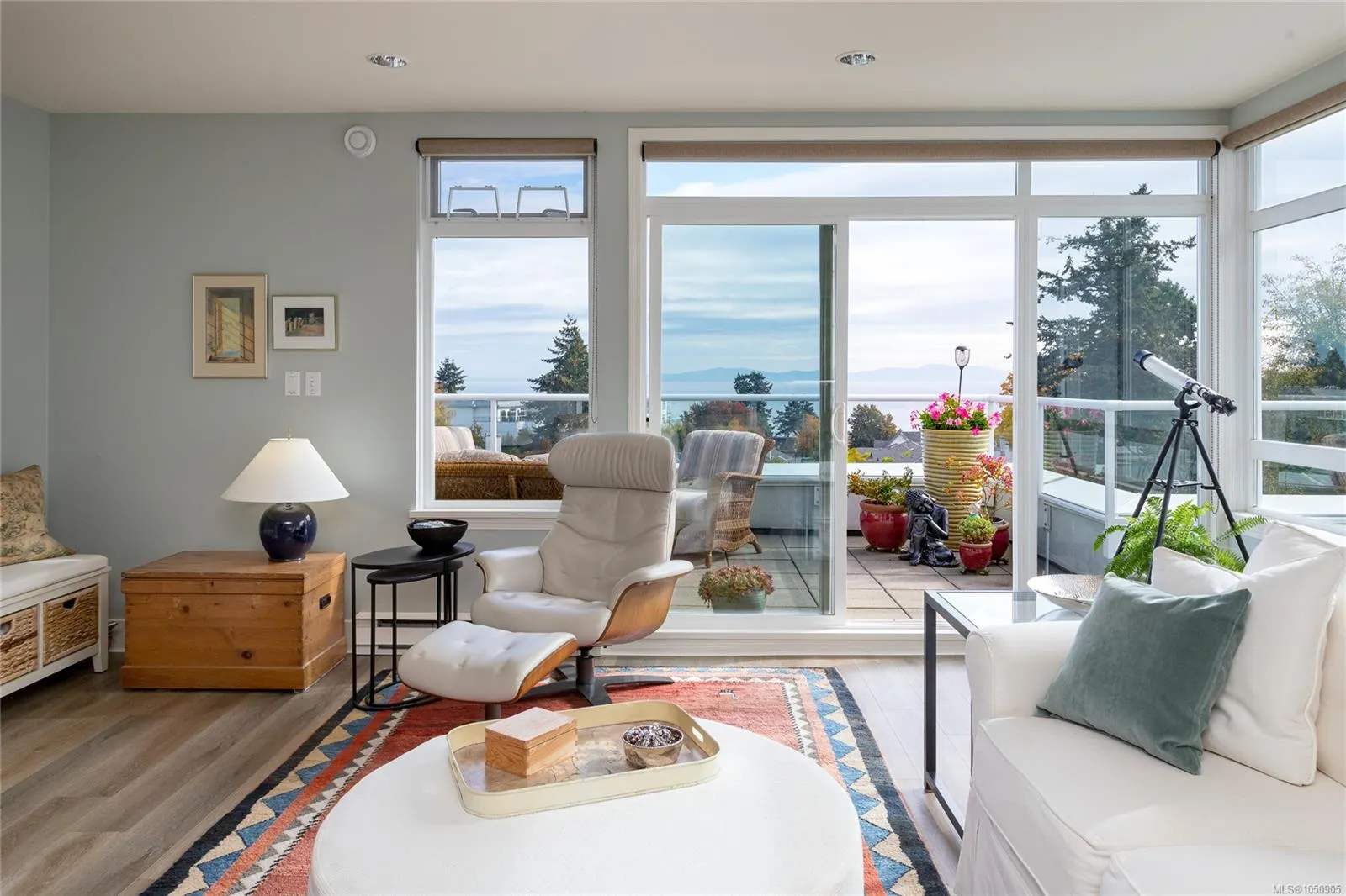 5110 Cordova Bay Rd