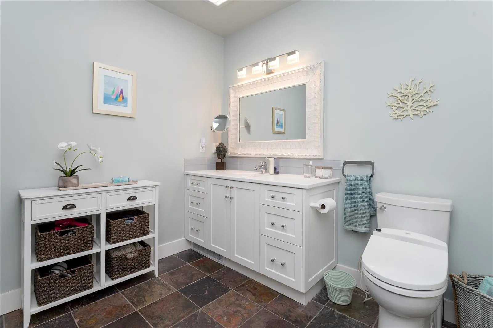 5110 Cordova Bay Rd