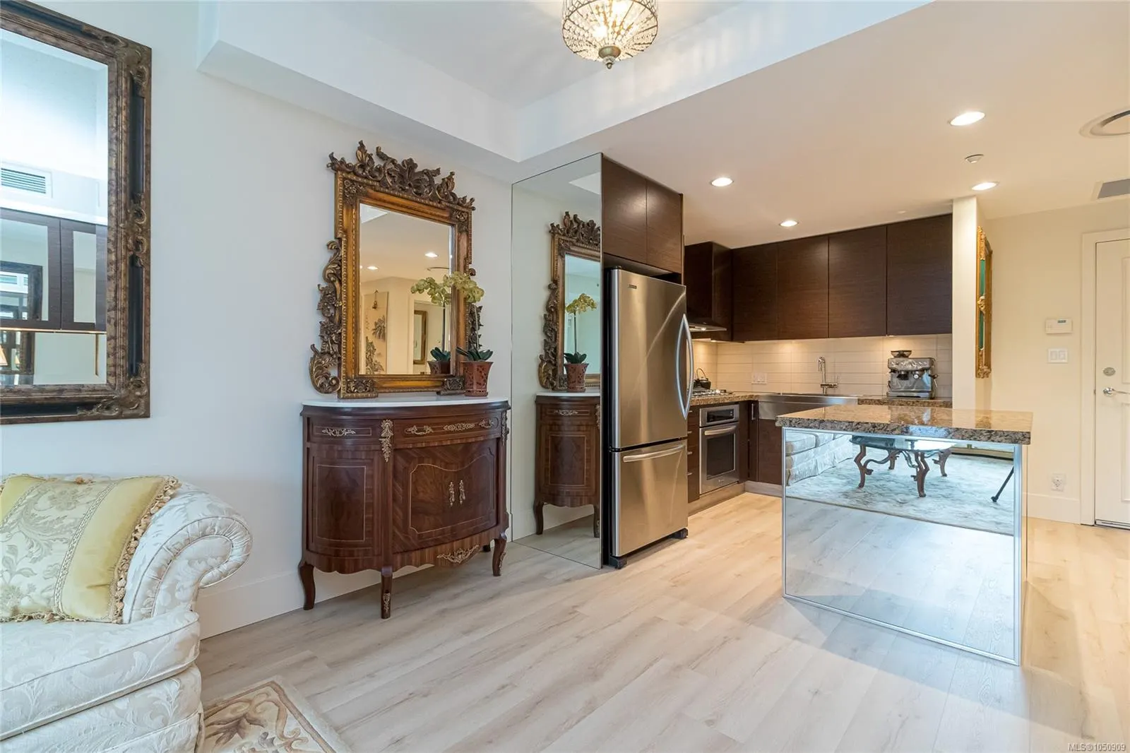 1400 Lynburne Pl