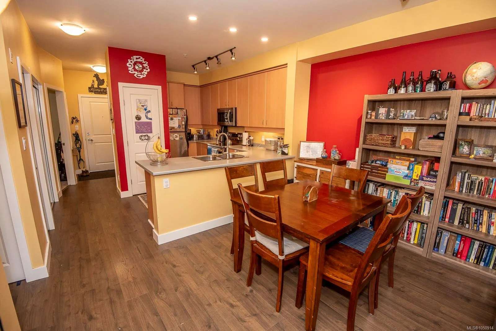 1115 Craigflower Rd