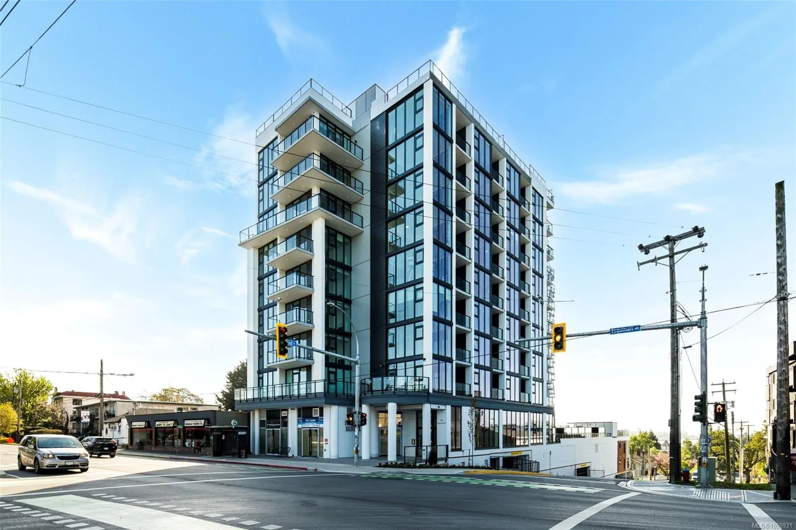 899 Esquimalt Rd