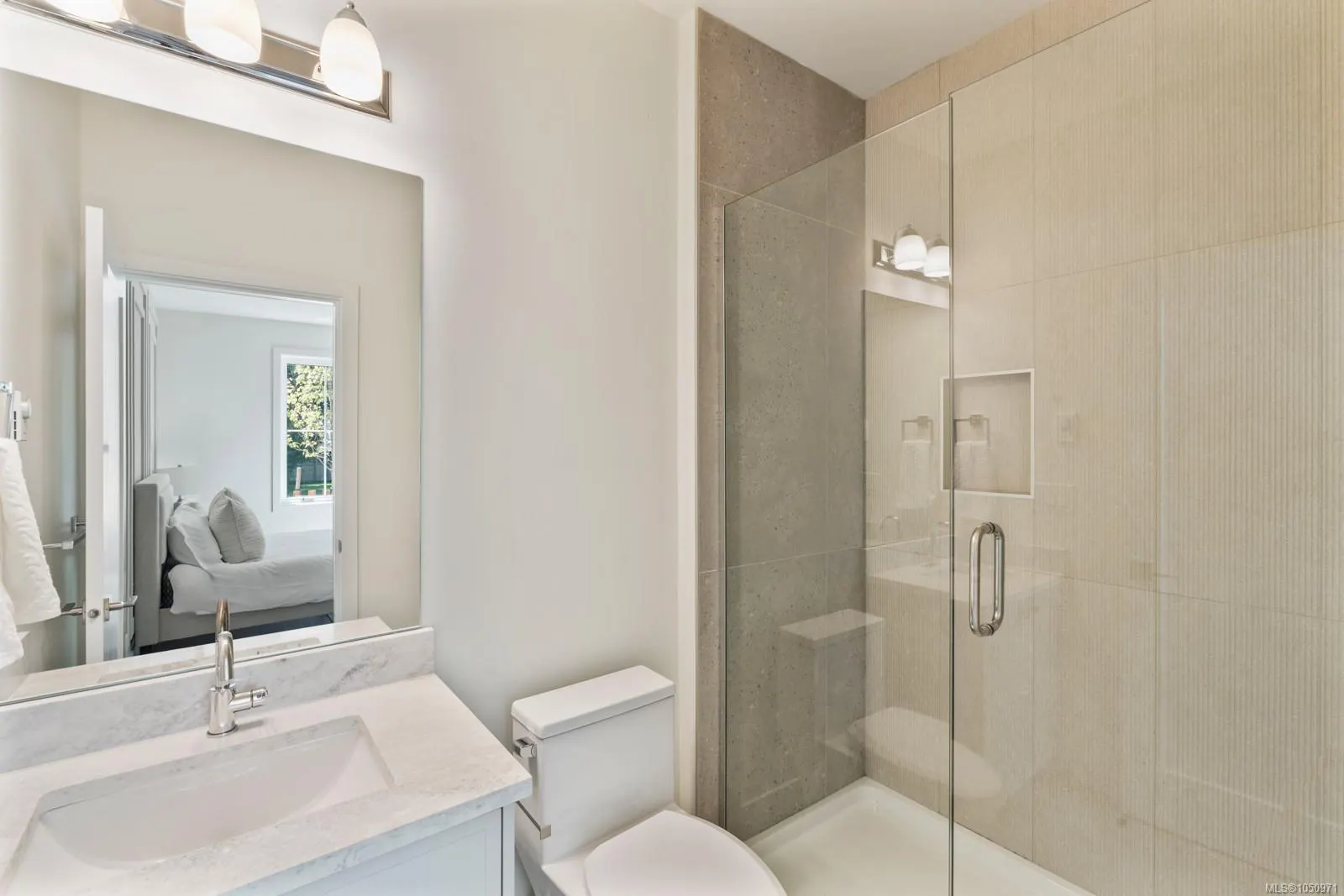 2770 Vantilburg Cres