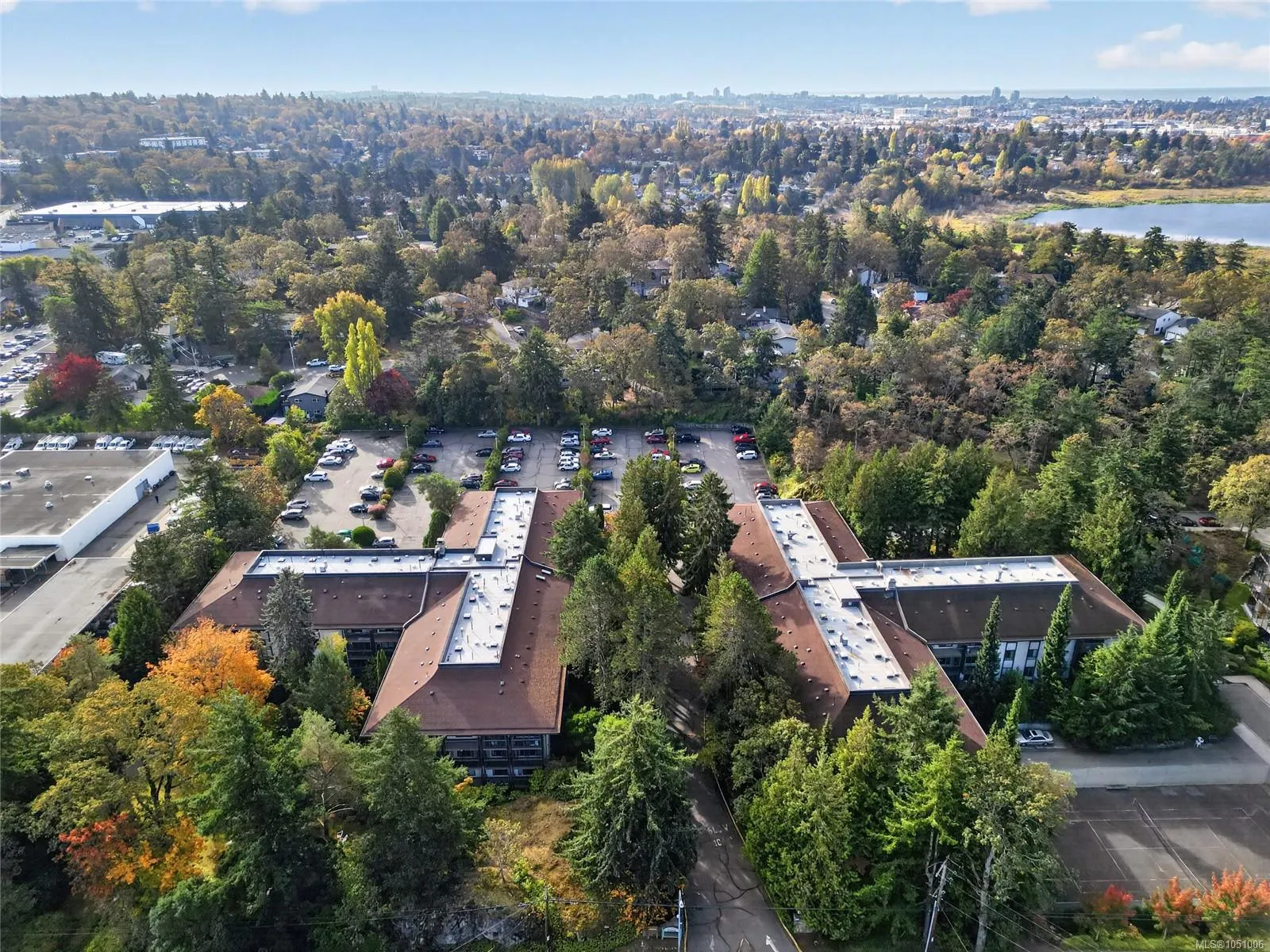 1005 McKenzie Ave