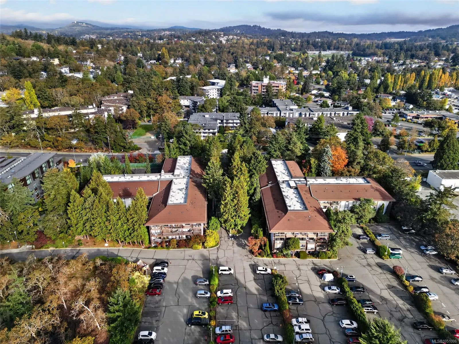 1005 McKenzie Ave
