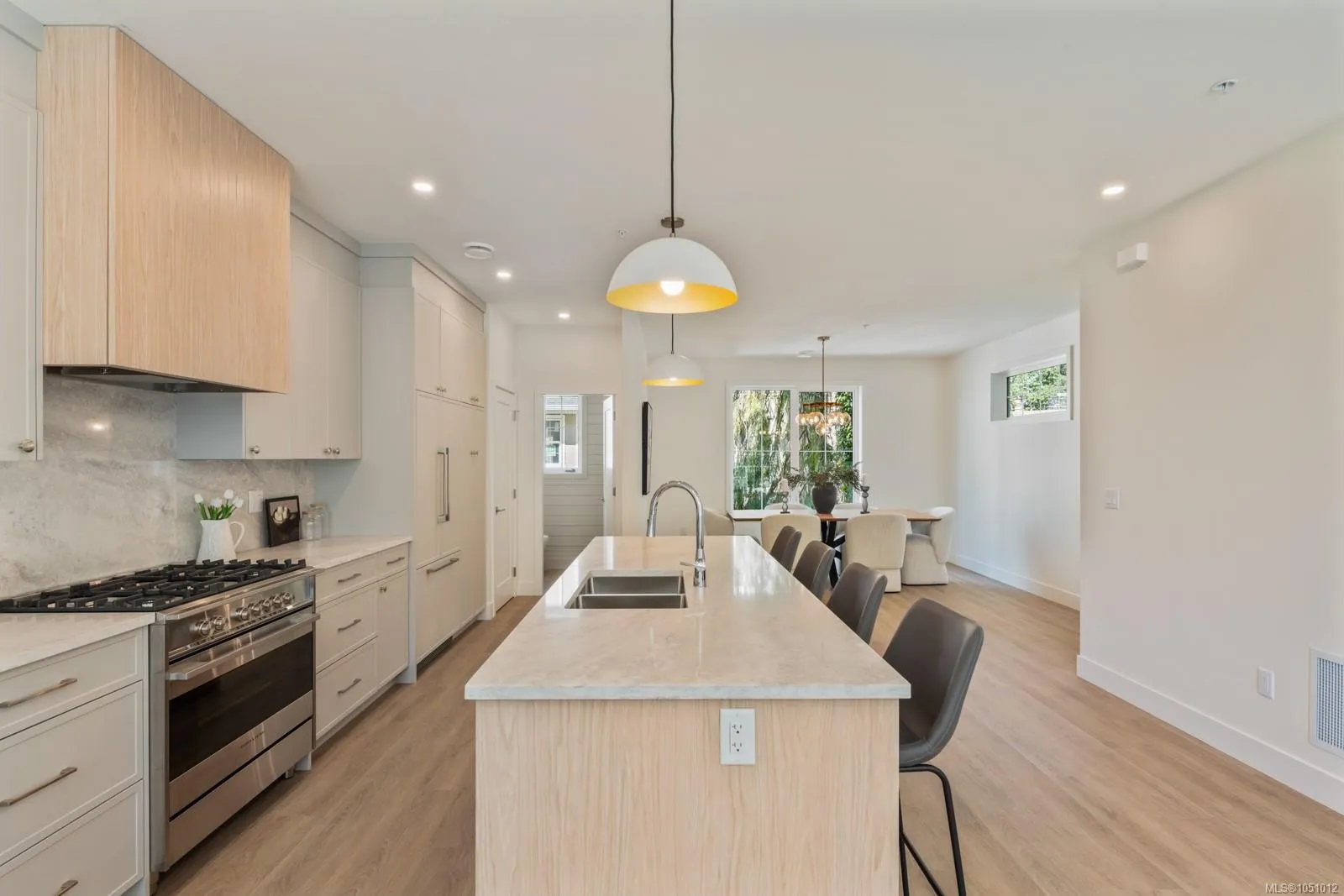 2770 Vantilburg Cres