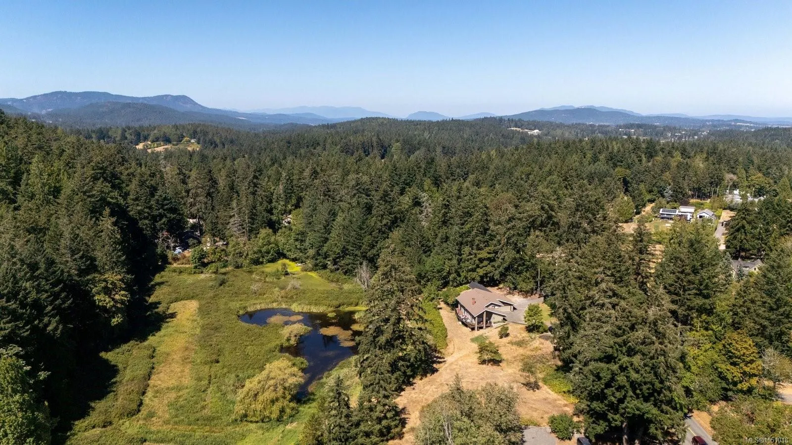 5320 Old West Saanich Rd