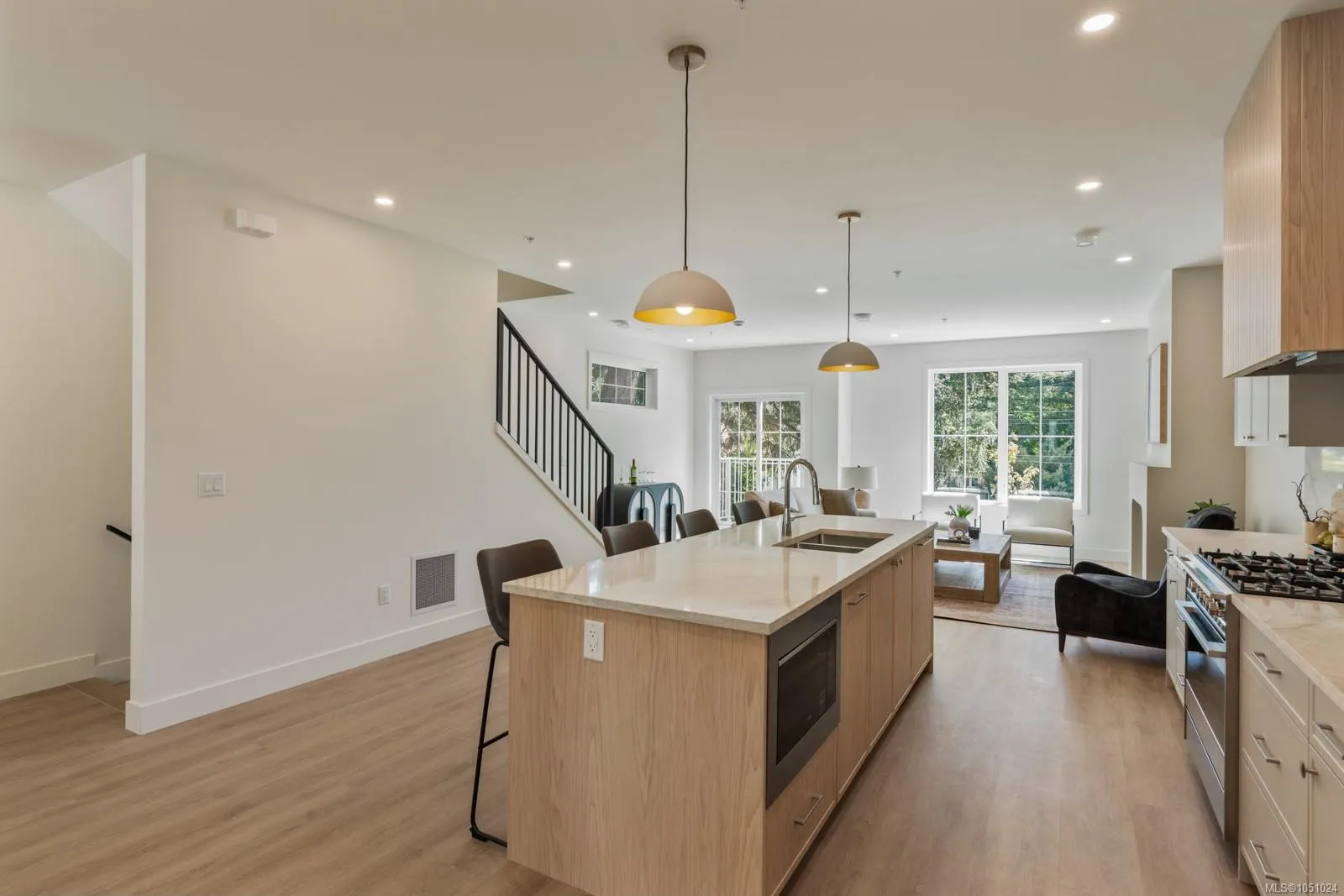 2770 Vantilburg Cres