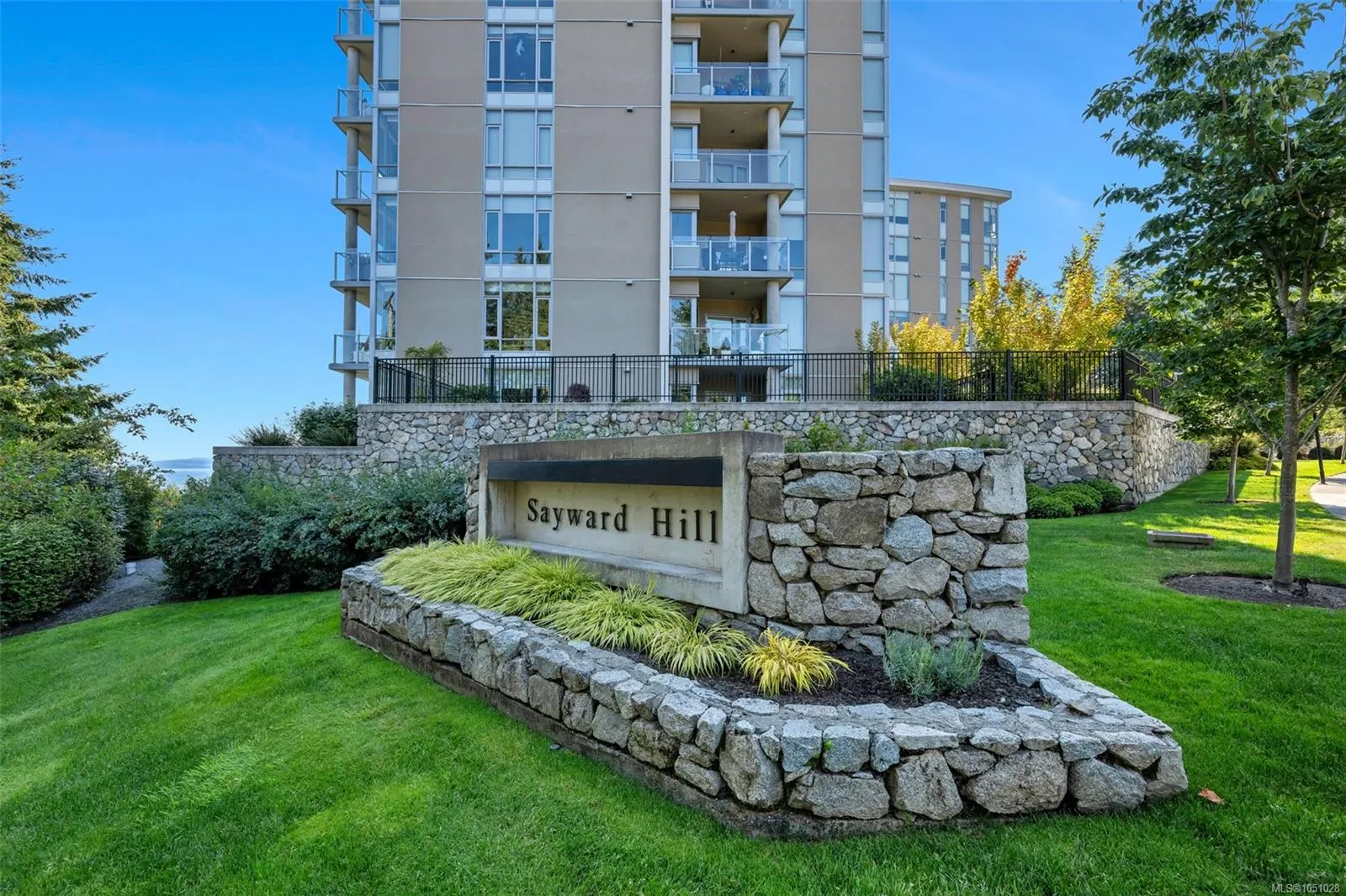 5388 Hill Rise Terr