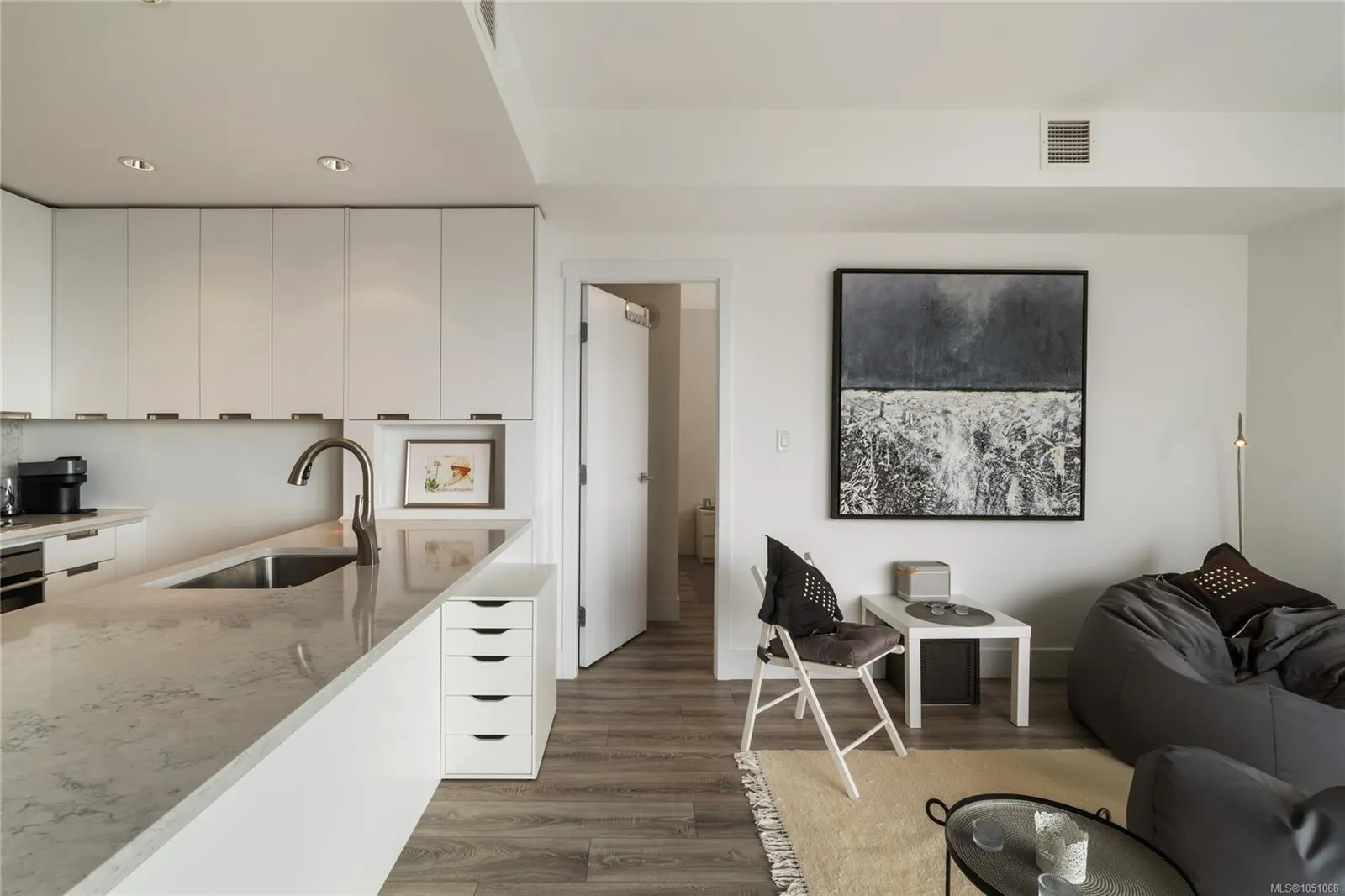 83 Saghalie Rd