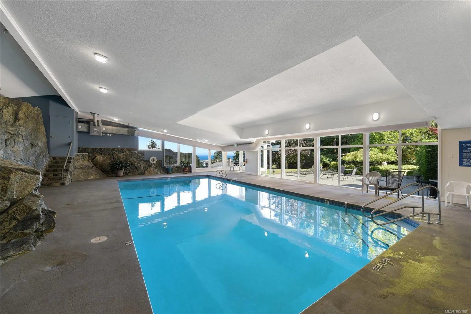 2829 Arbutus Rd