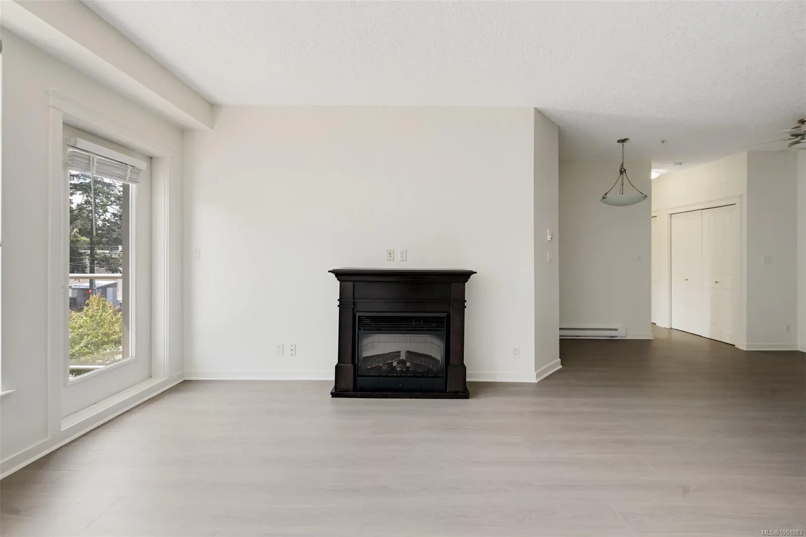 2220 Sooke Rd