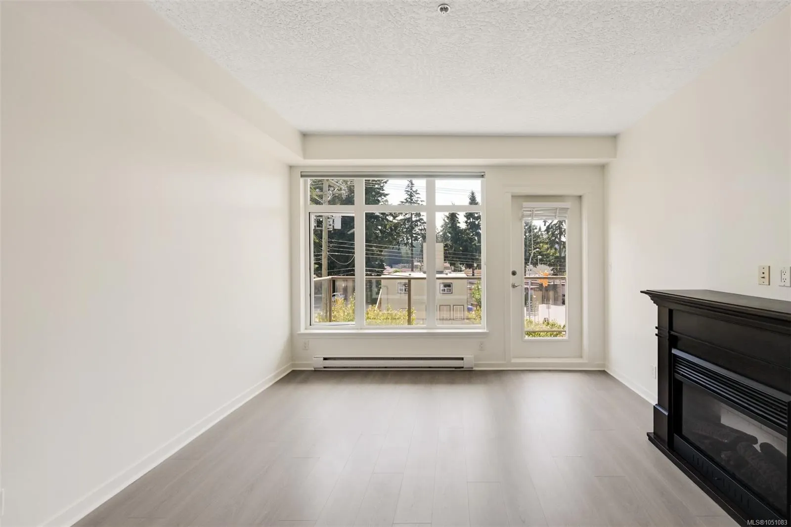 2220 Sooke Rd
