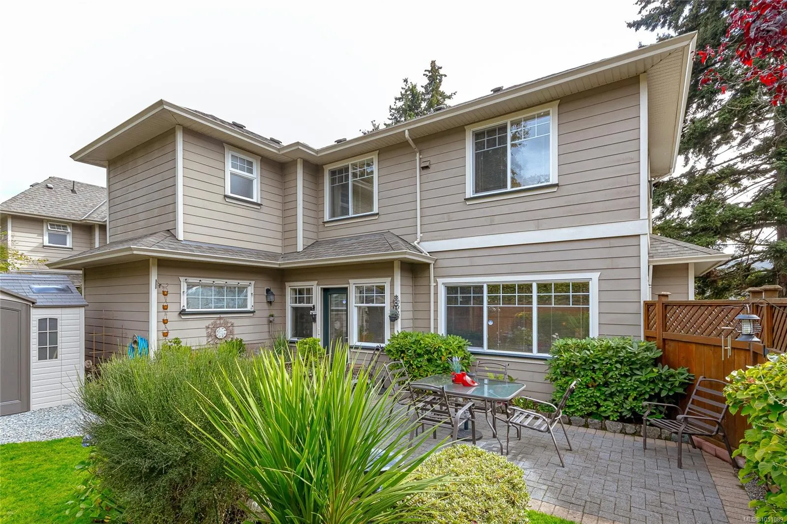937 Skogstad Way