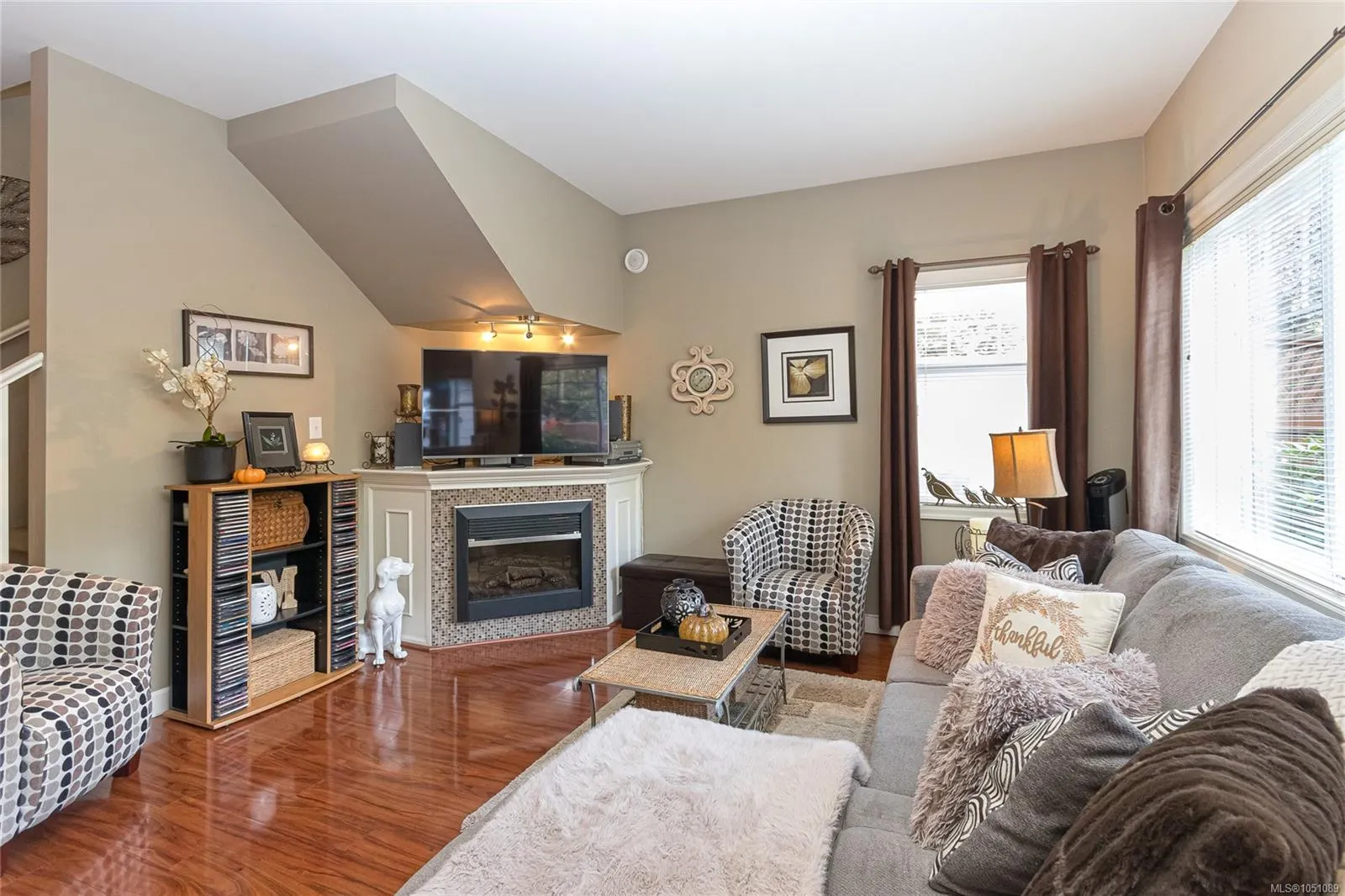 937 Skogstad Way