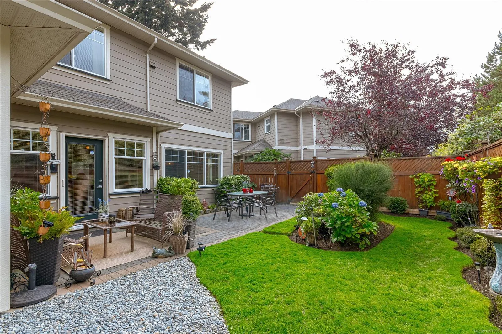 937 Skogstad Way